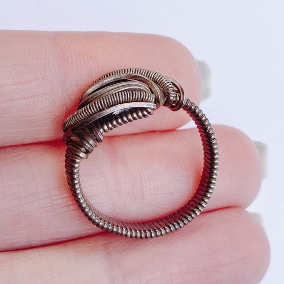 Artisan Wire Wrapped Silver Ring Red Glass Cabochon Y2K Boho Fantasy Style - Picture 8 of 9